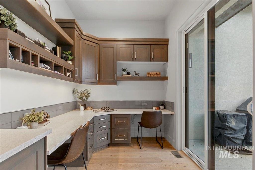 5570 W Founders Dr, Eagle, ID 83616 photo 15