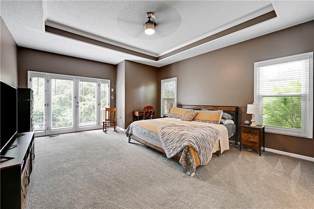 8520 W 142 Street, Overland Park, KS 66223