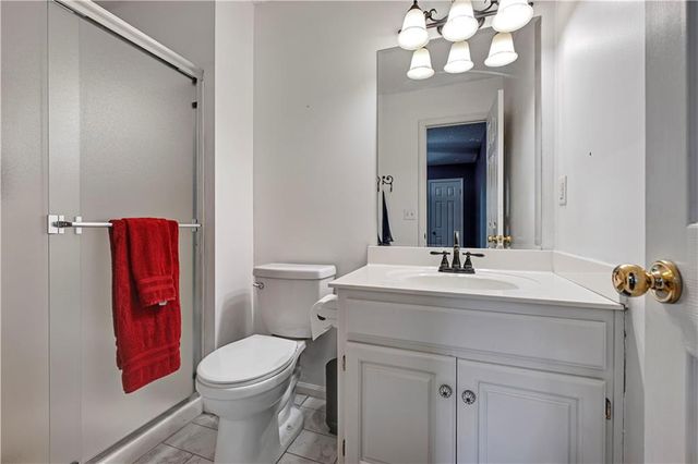 8520 W 142 Street, Overland Park, KS 66223