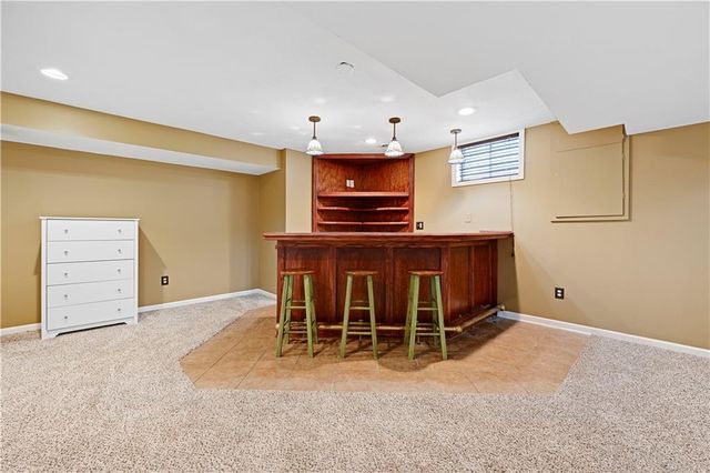 8520 W 142 Street, Overland Park, KS 66223