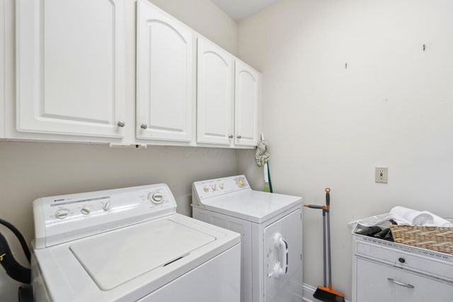 168 Bryn Du Drive, Granville, OH 43023