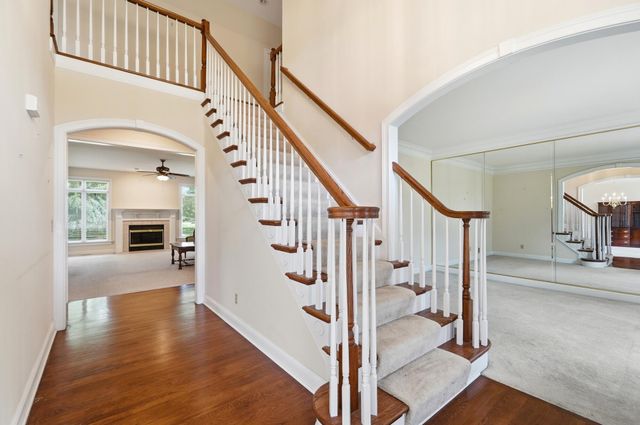 168 Bryn Du Drive, Granville, OH 43023