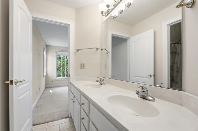 168 Bryn Du Drive, Granville, OH 43023