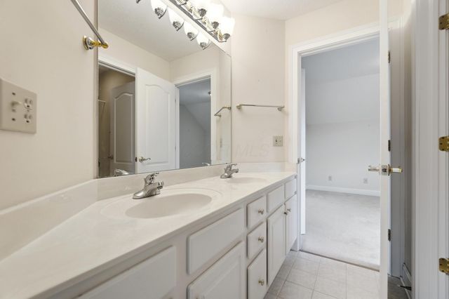 168 Bryn Du Drive, Granville, OH 43023