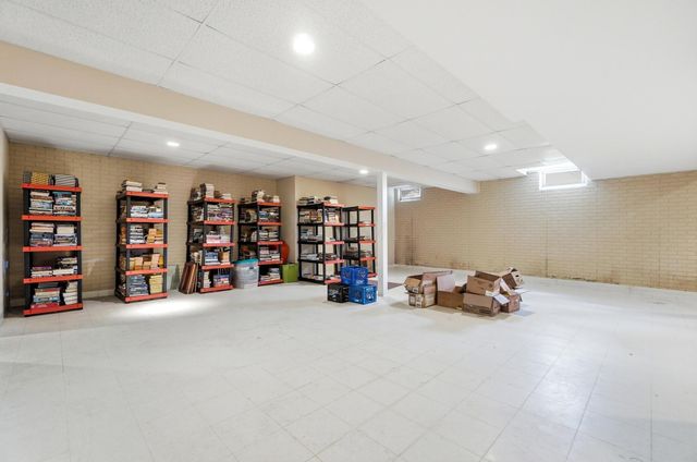 168 Bryn Du Drive, Granville, OH 43023