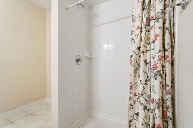 168 Bryn Du Drive, Granville, OH 43023