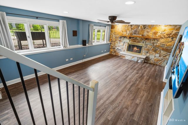 105 Azalea Road, Frankfort, IL 60423