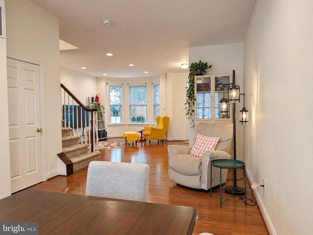 54 UNION ST, ROBBINSVILLE, NJ 08691 — photo 4