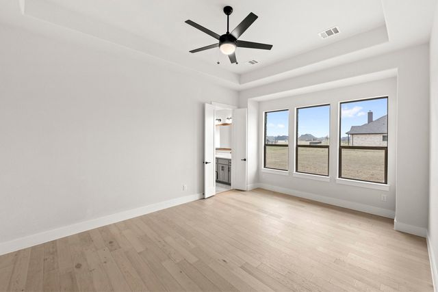 160 Waterview Drive, Gunter, TX 75058