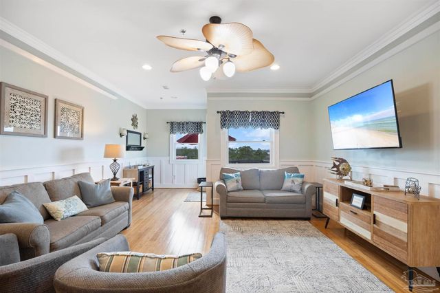 7227 Sharp Reef Rd 4, Pensacola, FL 32507