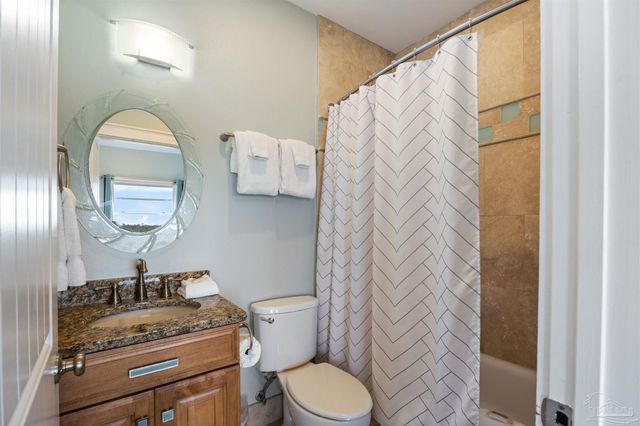 7227 Sharp Reef Rd 4, Pensacola, FL 32507