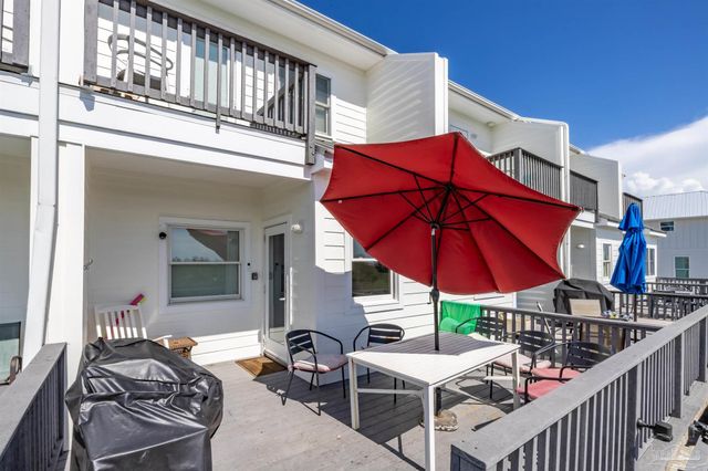 7227 Sharp Reef Rd 4, Pensacola, FL 32507