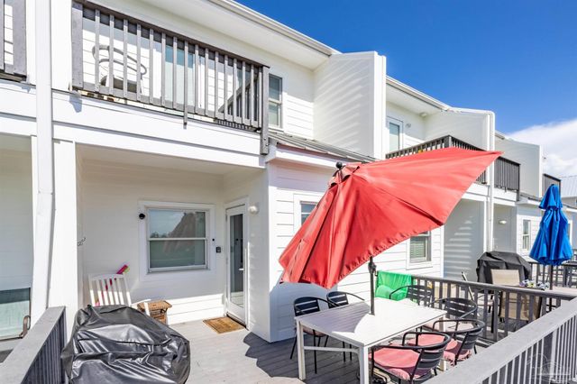 7227 Sharp Reef Rd 4, Pensacola, FL 32507