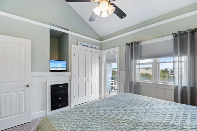 7227 Sharp Reef Rd 4, Pensacola, FL 32507