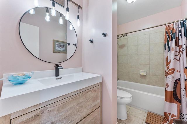 2562 NW 99TH Avenue, Coral Springs, FL 33065