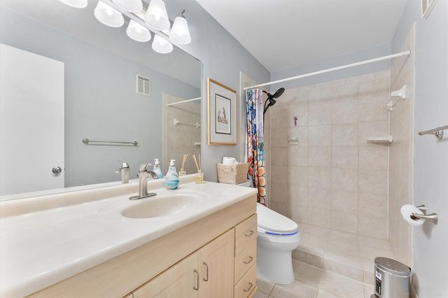 2562 NW 99TH Avenue, Coral Springs, FL 33065