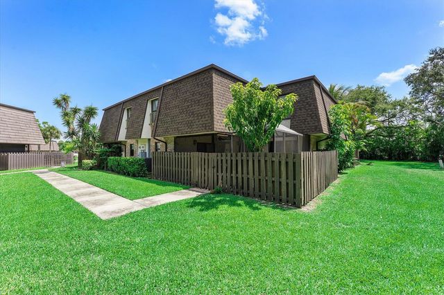 2562 NW 99TH Avenue, Coral Springs, FL 33065