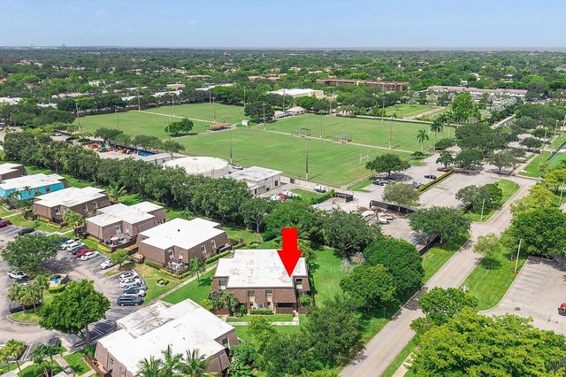2562 NW 99TH Avenue, Coral Springs, FL 33065