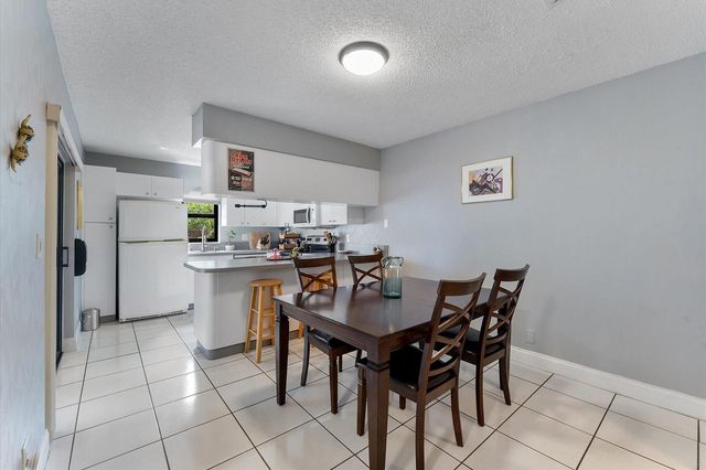 2562 NW 99TH Avenue, Coral Springs, FL 33065