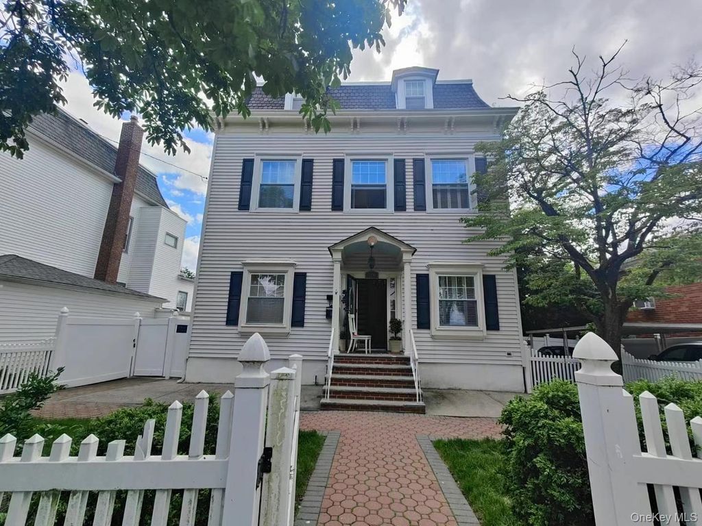 324 150th Street, Whitestone, NY 11357 — exterior