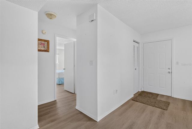 1130 N LAKE PARKER AVENUE E233, Lakeland, FL 33805