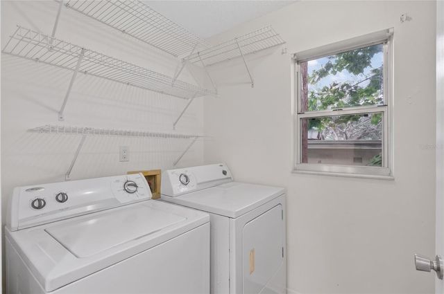 1130 N LAKE PARKER AVENUE E233, Lakeland, FL 33805