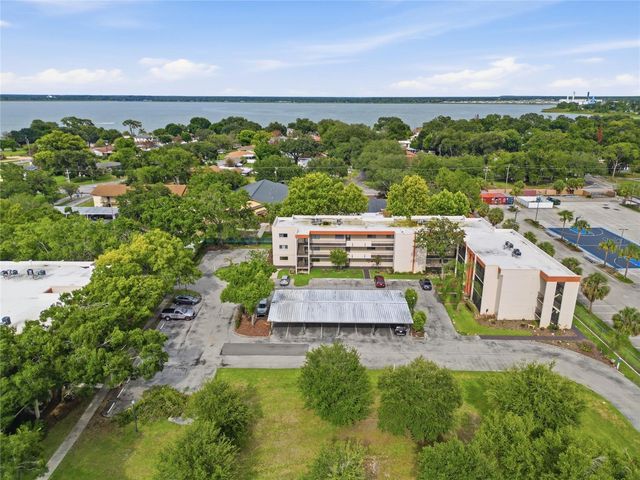 1130 N LAKE PARKER AVENUE E233, Lakeland, FL 33805