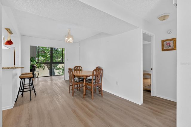 1130 N LAKE PARKER AVENUE E233, Lakeland, FL 33805