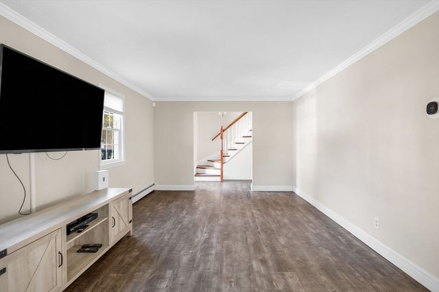 106 Grove Street, Reading, MA 01867