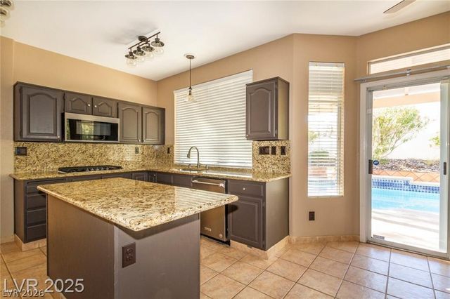 2121 Whitebirch Lane, Las Vegas, NV 89134