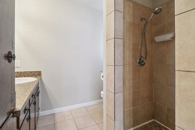 413 Glen haven Drive, Azle, TX 76020