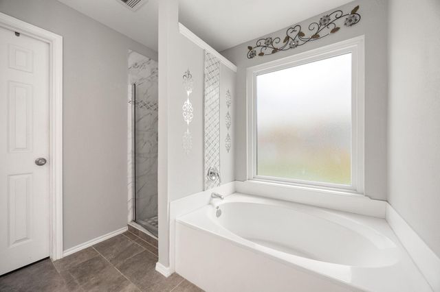 3915 Eastland Lake Drive, Richmond, TX 77406