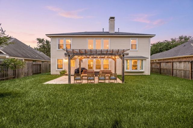 3915 Eastland Lake Drive, Richmond, TX 77406
