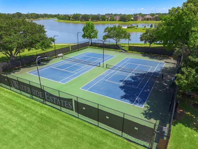 3915 Eastland Lake Drive, Richmond, TX 77406