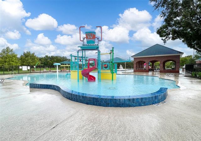 3915 Eastland Lake Drive, Richmond, TX 77406