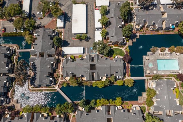 115 Reflections Dr 26, San Ramon, CA 94583