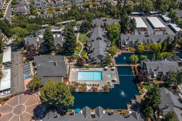 115 Reflections Dr 26, San Ramon, CA 94583