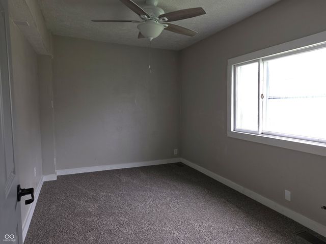 116 E South Street, Shelbyville, IN 46176