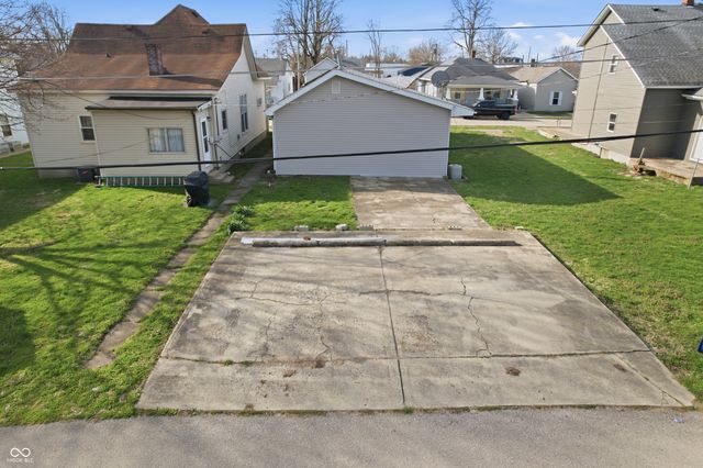 116 E South Street, Shelbyville, IN 46176