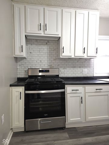 116 E South Street, Shelbyville, IN 46176