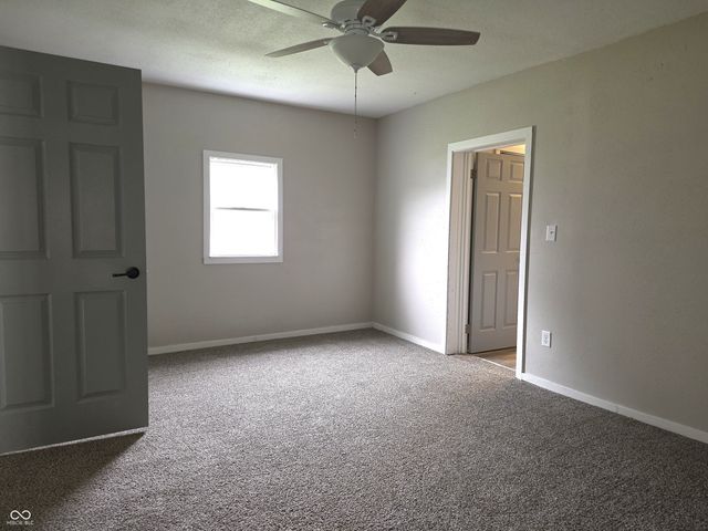 116 E South Street, Shelbyville, IN 46176