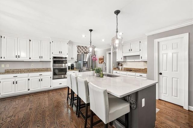 225 Skidaway Court, Alpharetta, GA 30022