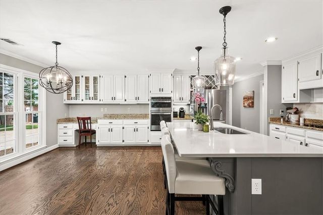 225 Skidaway Court, Alpharetta, GA 30022