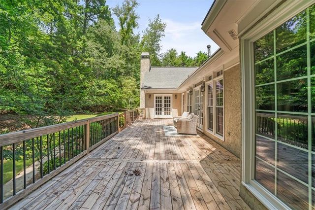 225 Skidaway Court, Alpharetta, GA 30022