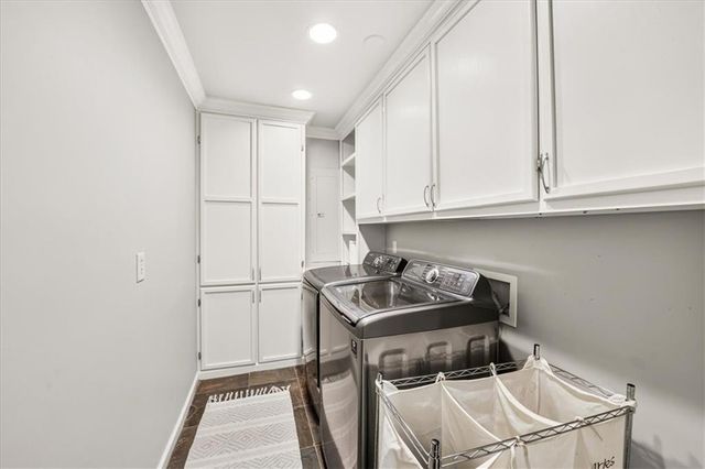 225 Skidaway Court, Alpharetta, GA 30022