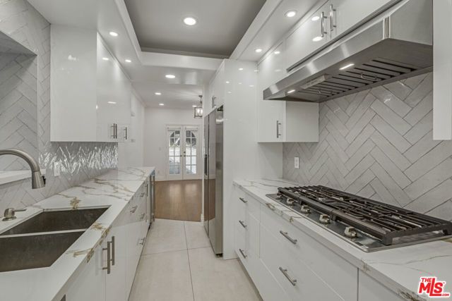 342 N Palm 102, Beverly Hills, CA 90211