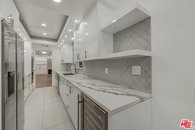 342 N Palm 102, Beverly Hills, CA 90211