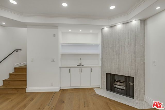 342 N Palm 102, Beverly Hills, CA 90211