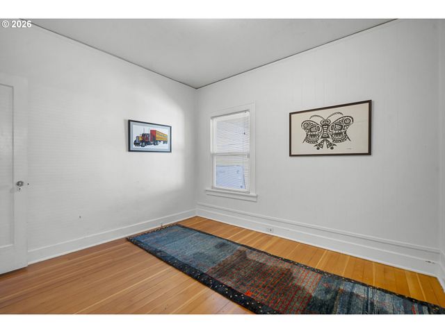 3235 Se 52ND Ave, Portland, OR 97206