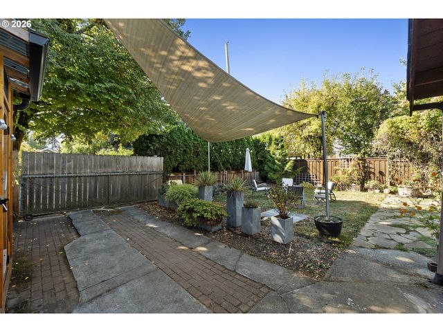 3235 Se 52ND Ave, Portland, OR 97206